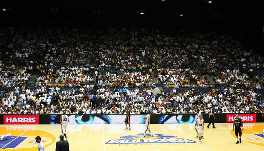 Puerto Rico Indoor Perimeter Sports LED Display System